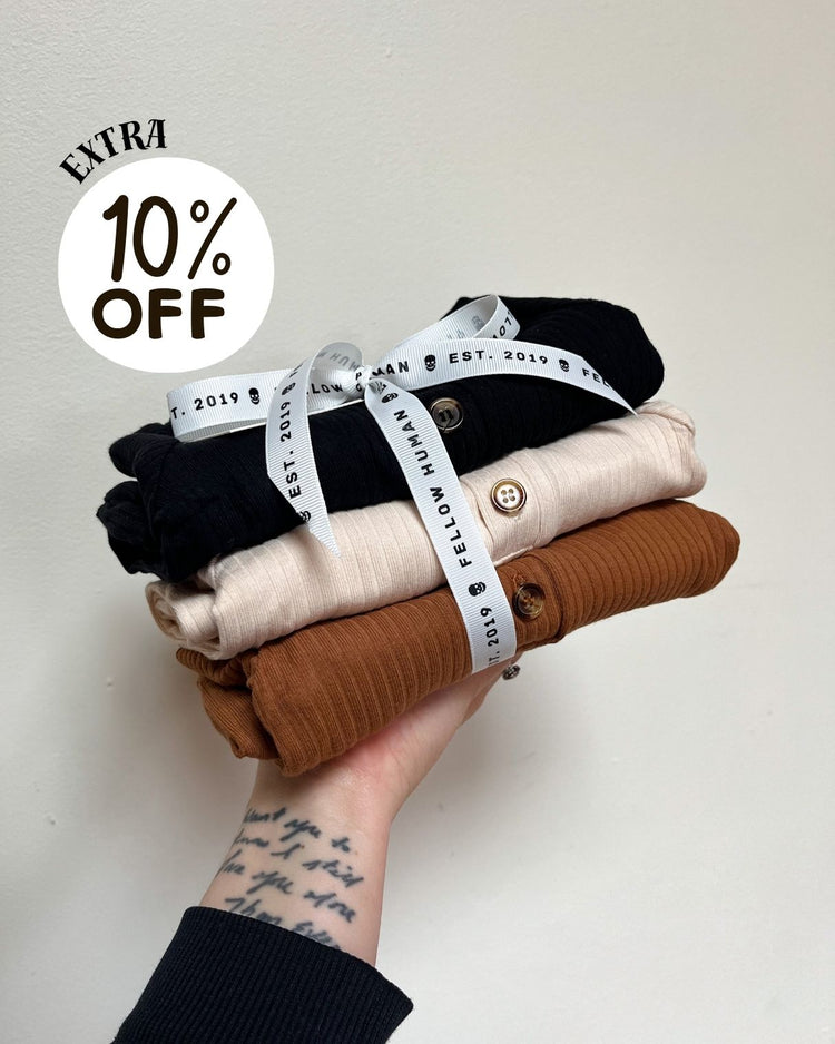 BOBBY BUNDLE- BUTTON