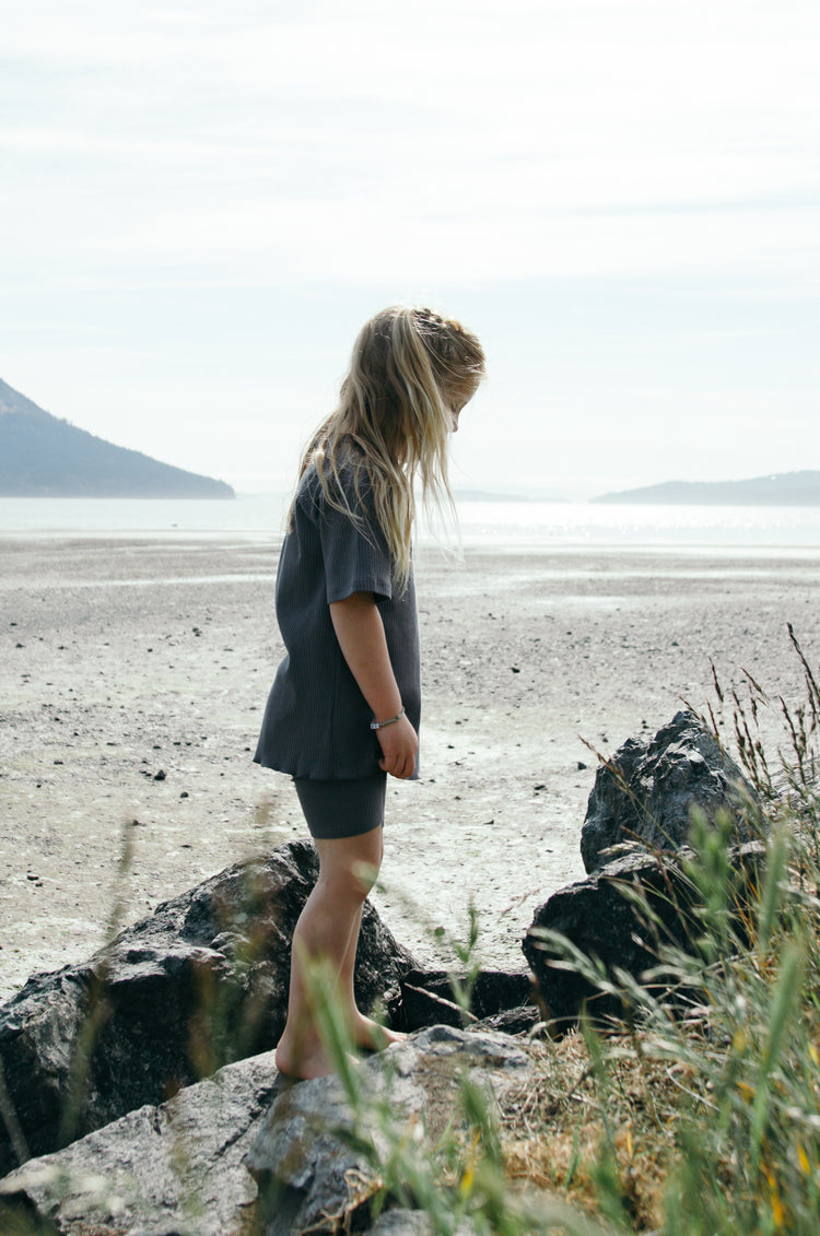 LOW TIDE SHORT SET - STONE- KID