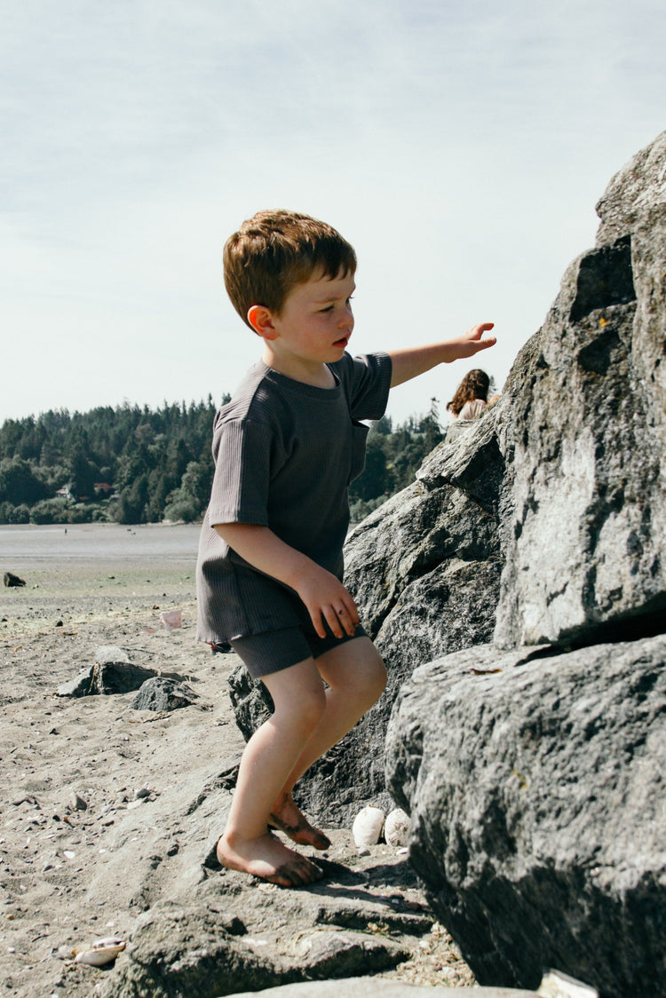 LOW TIDE SHORT SET - STONE- KID